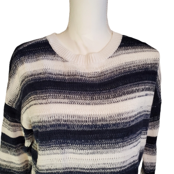 EUC Vince Blue Ombre Striped Gradient Knit Sweater - Picture 3 of 10